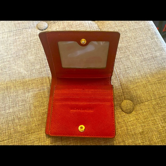 Michael Kors wallet - Picture 2 of 2